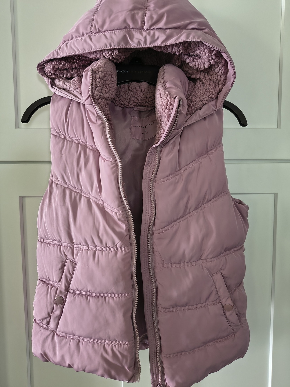 Aeropostale Pink Hooded Puffer Vest - Picture 2 of 4